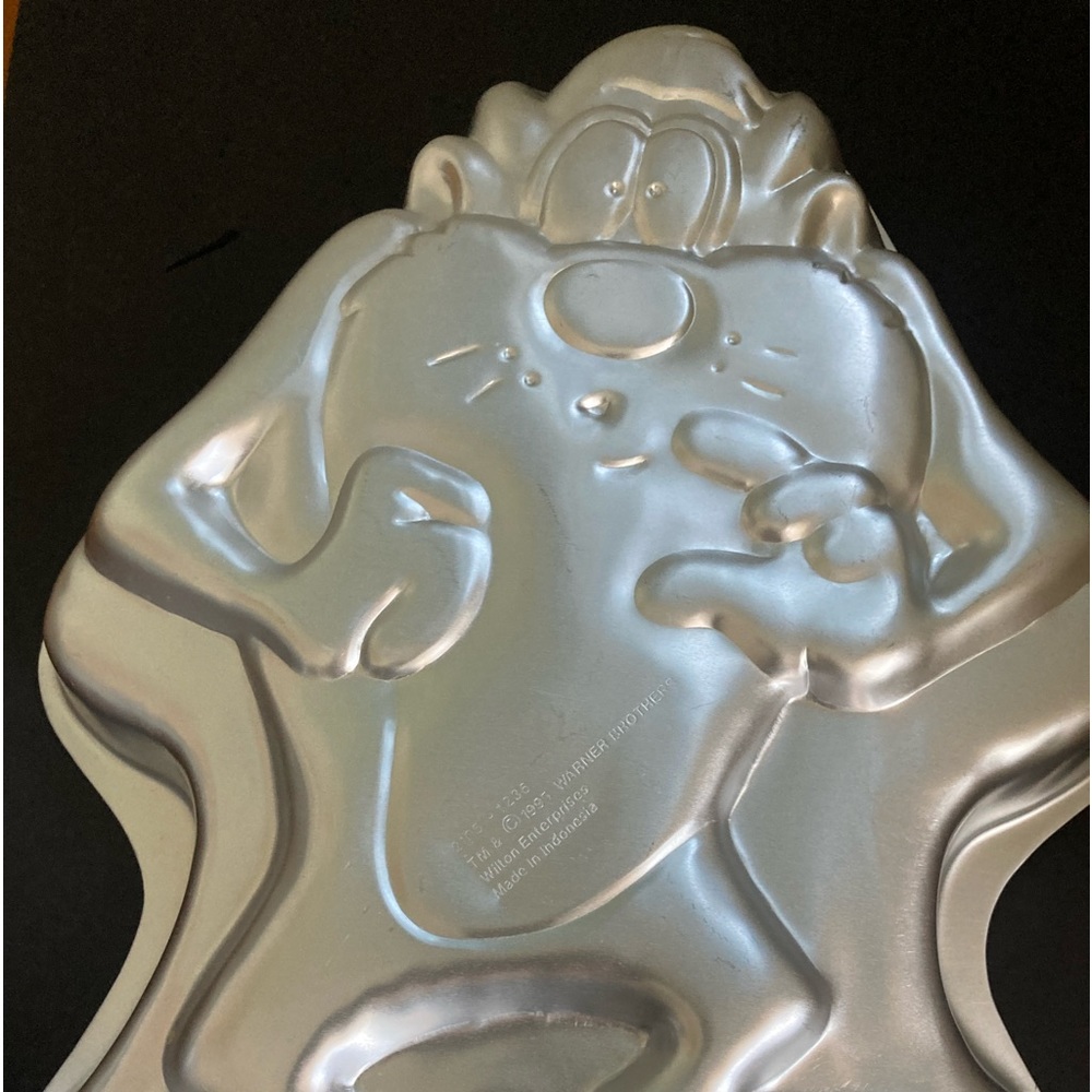 Wilton cake pan-Tasmanian Devil